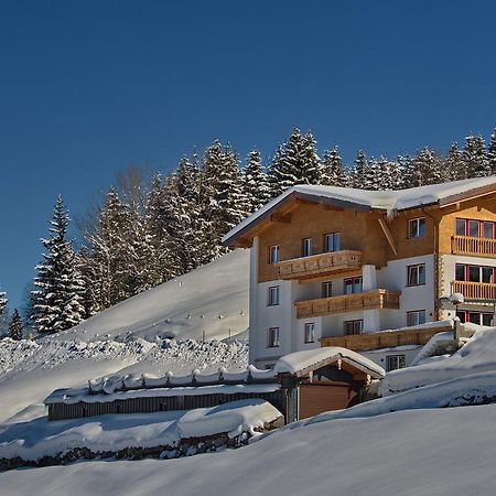 Ferien-Schloessle Michaela Apartamento Riezlern Exterior foto