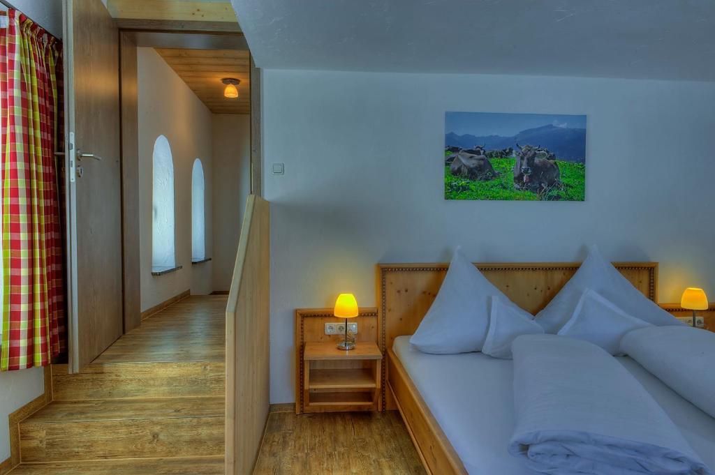 Ferien-Schloessle Michaela Apartamento Riezlern Quarto foto