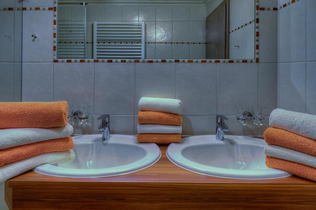 Ferien-Schloessle Michaela Apartamento Riezlern Quarto foto