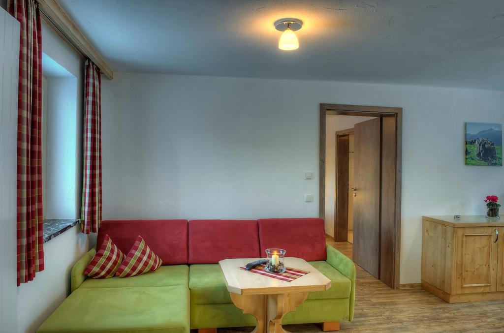 Ferien-Schloessle Michaela Apartamento Riezlern Quarto foto