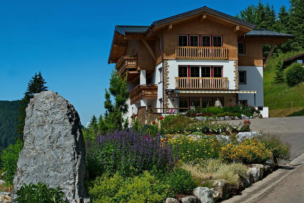 Ferien-Schloessle Michaela Apartamento Riezlern Exterior foto