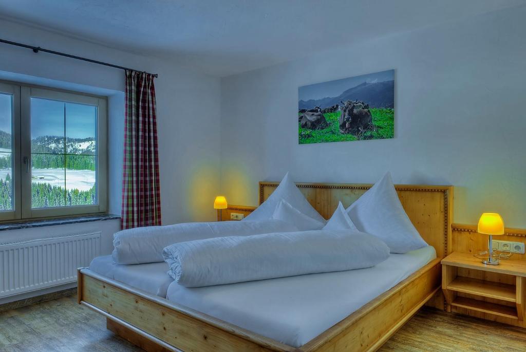 Ferien-Schloessle Michaela Apartamento Riezlern Quarto foto