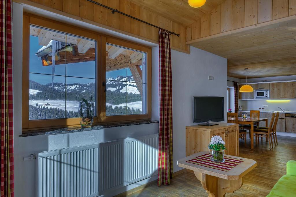 Ferien-Schloessle Michaela Apartamento Riezlern Quarto foto