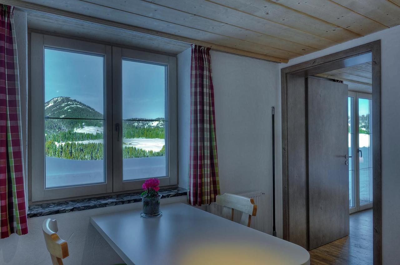 Ferien-Schloessle Michaela Apartamento Riezlern Quarto foto